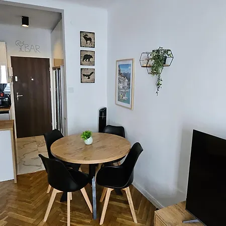 Apartment Juliana Smulikowskiego 2 *