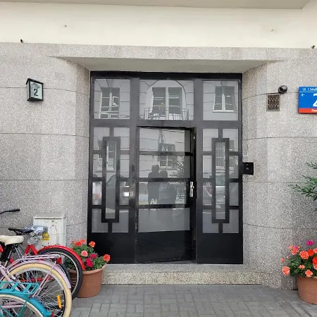 Apartment Juliana Smulikowskiego 2 *